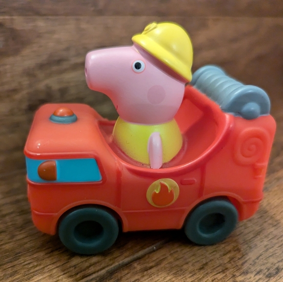 Peppa Pig Peppa's Adventures Peppa and Friends Mini Buggies set of 5 - Picture 3 of 10